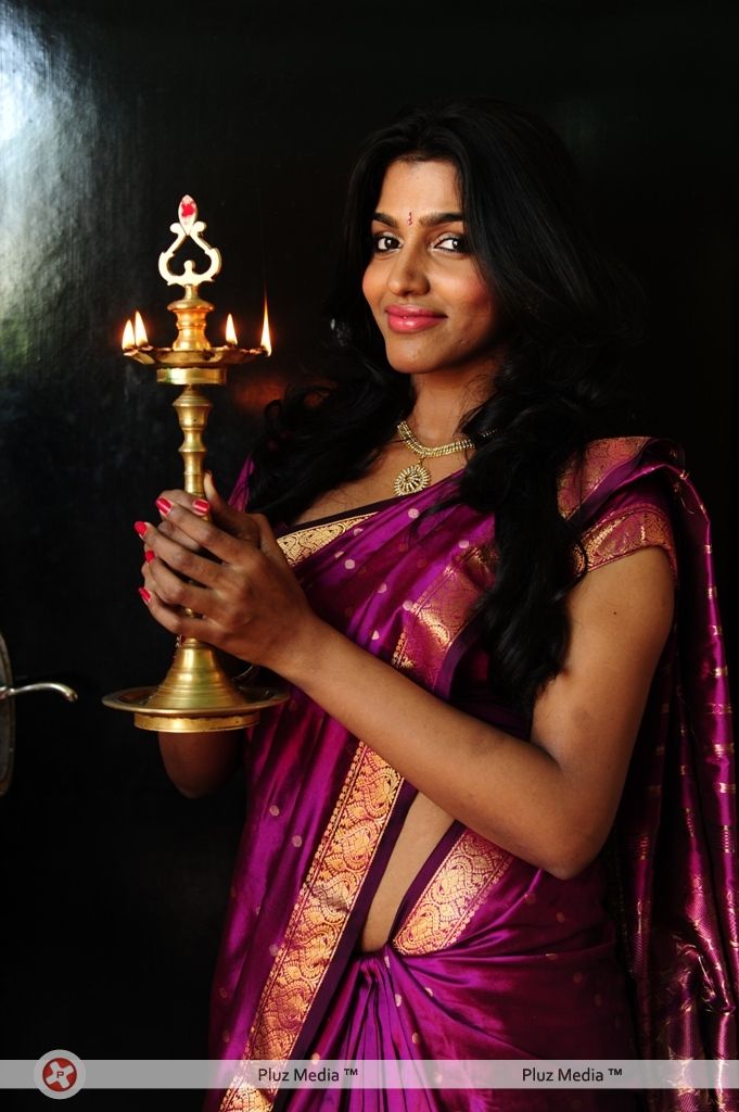 Aravaan Heroine Dhansika in saree - Stills | Picture 110089
